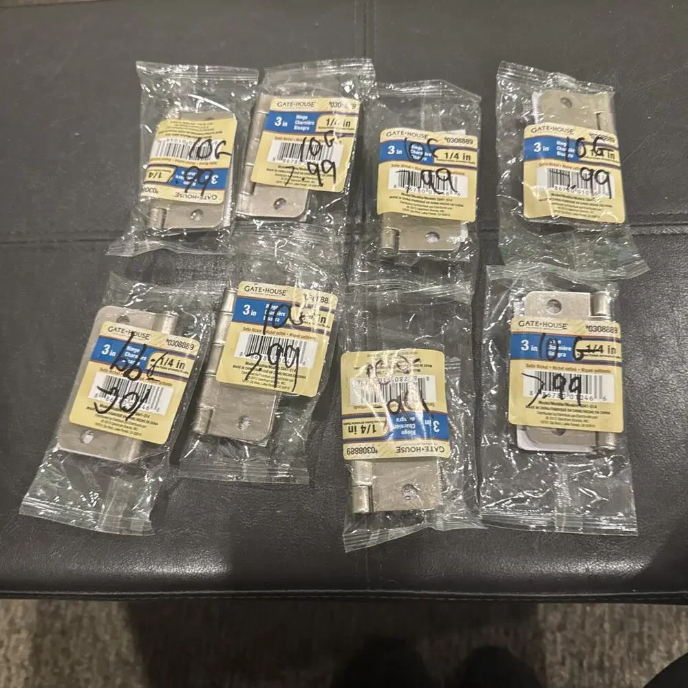 Lot Of 8 Gatehouse 3